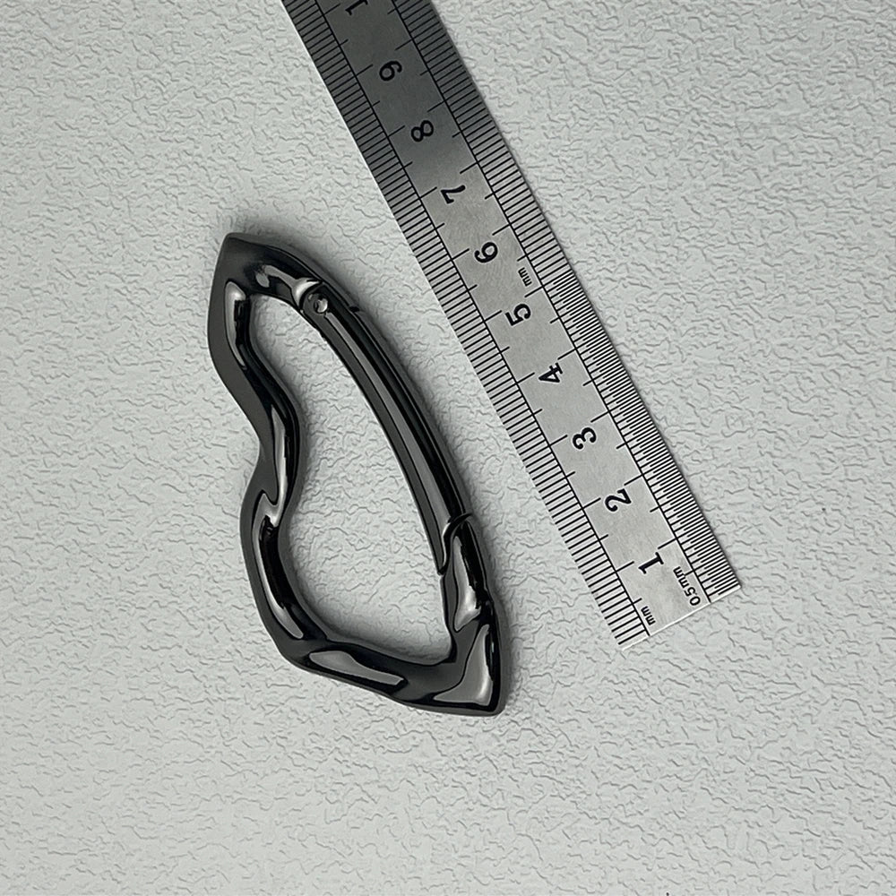 Porte - clés Mousqueton <br> Le Punk noir - Noir