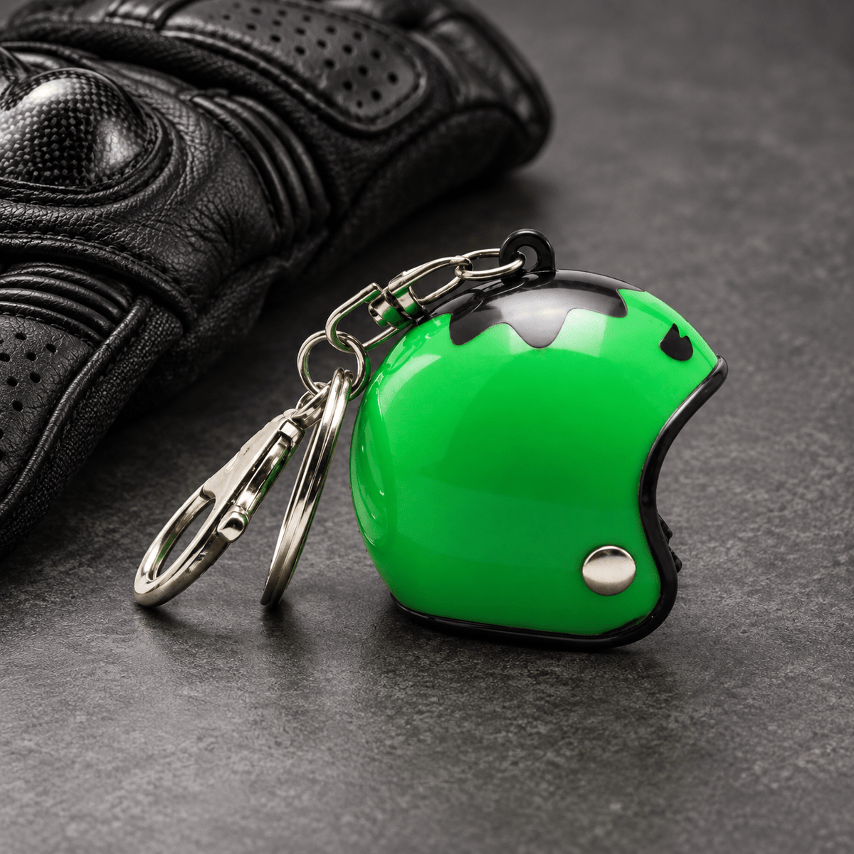 LE CASQUE VERT -